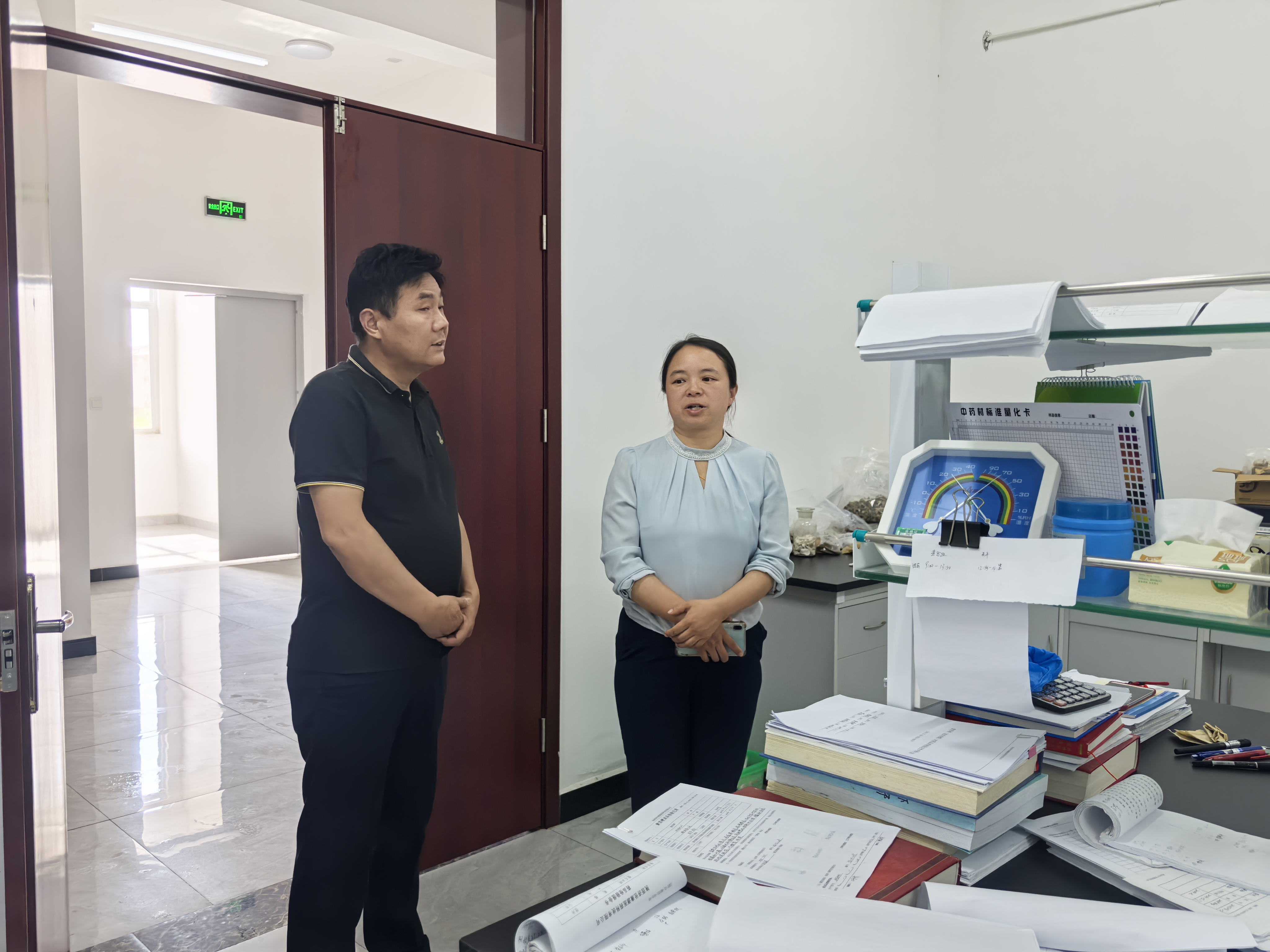 宁陕县林业局陈站长一行来陕西济世康源医药科技有限公司进行调研